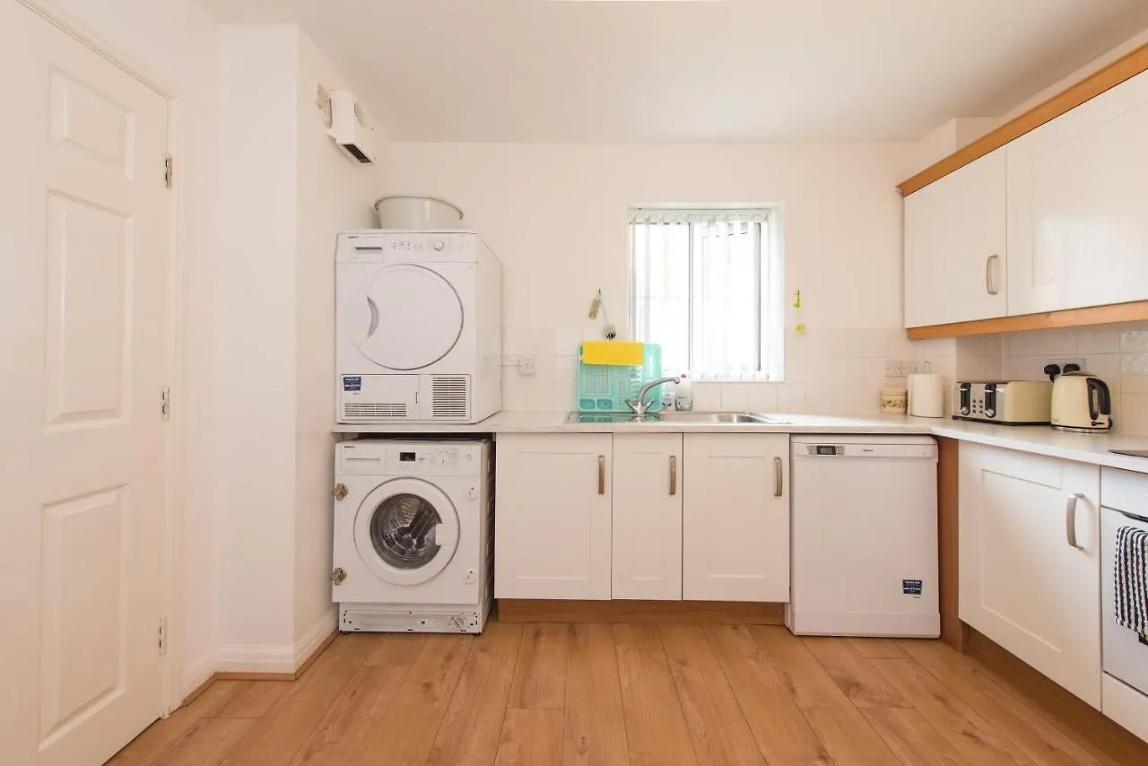 Cardiff Bay Capital Apartment 0*,  בריטניה